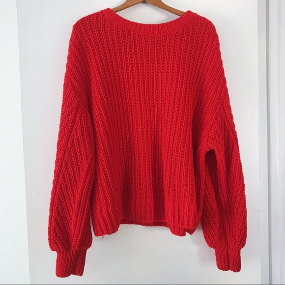 H&M Sweaters - Cozy Red Sweater